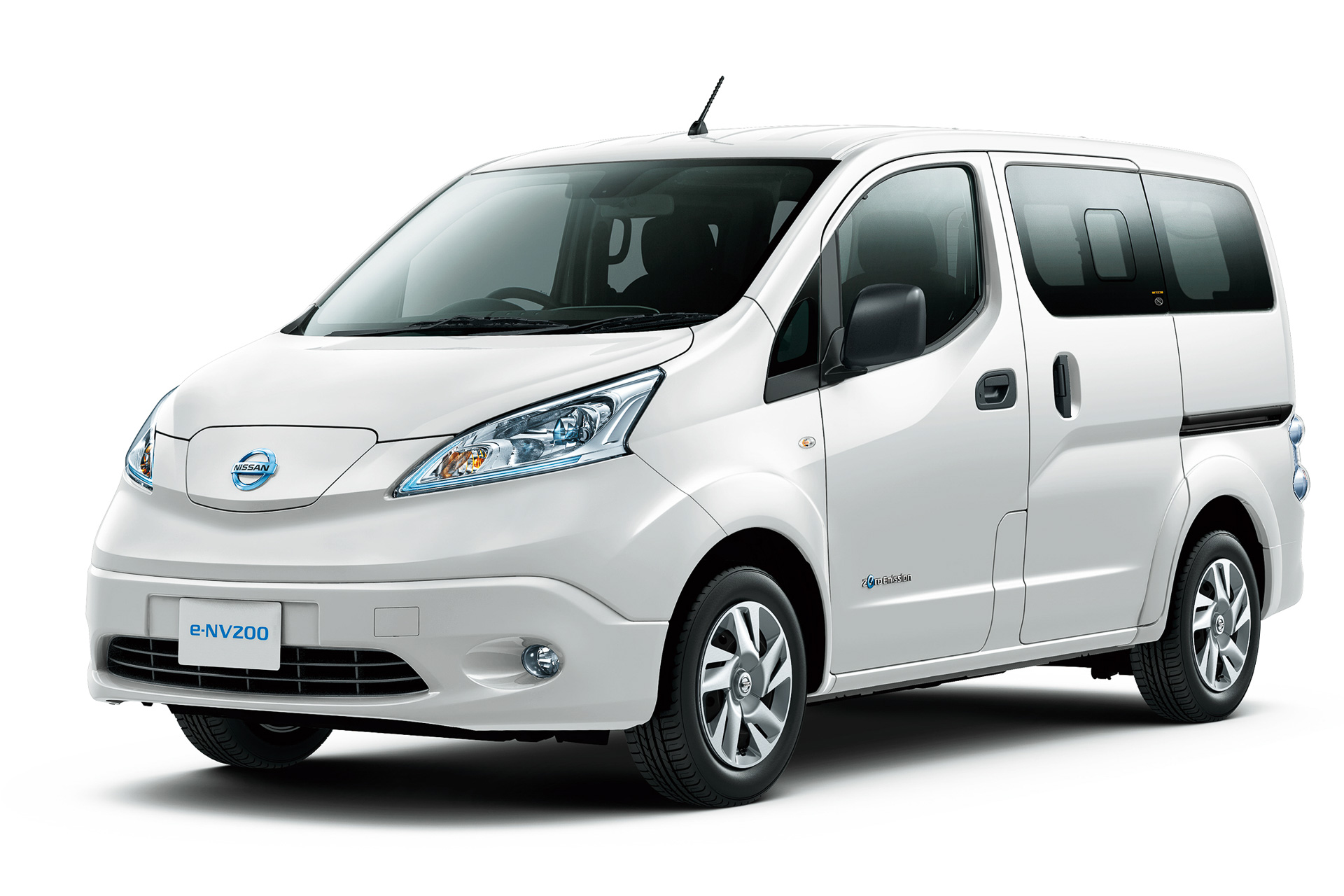 日産 / eーNV200