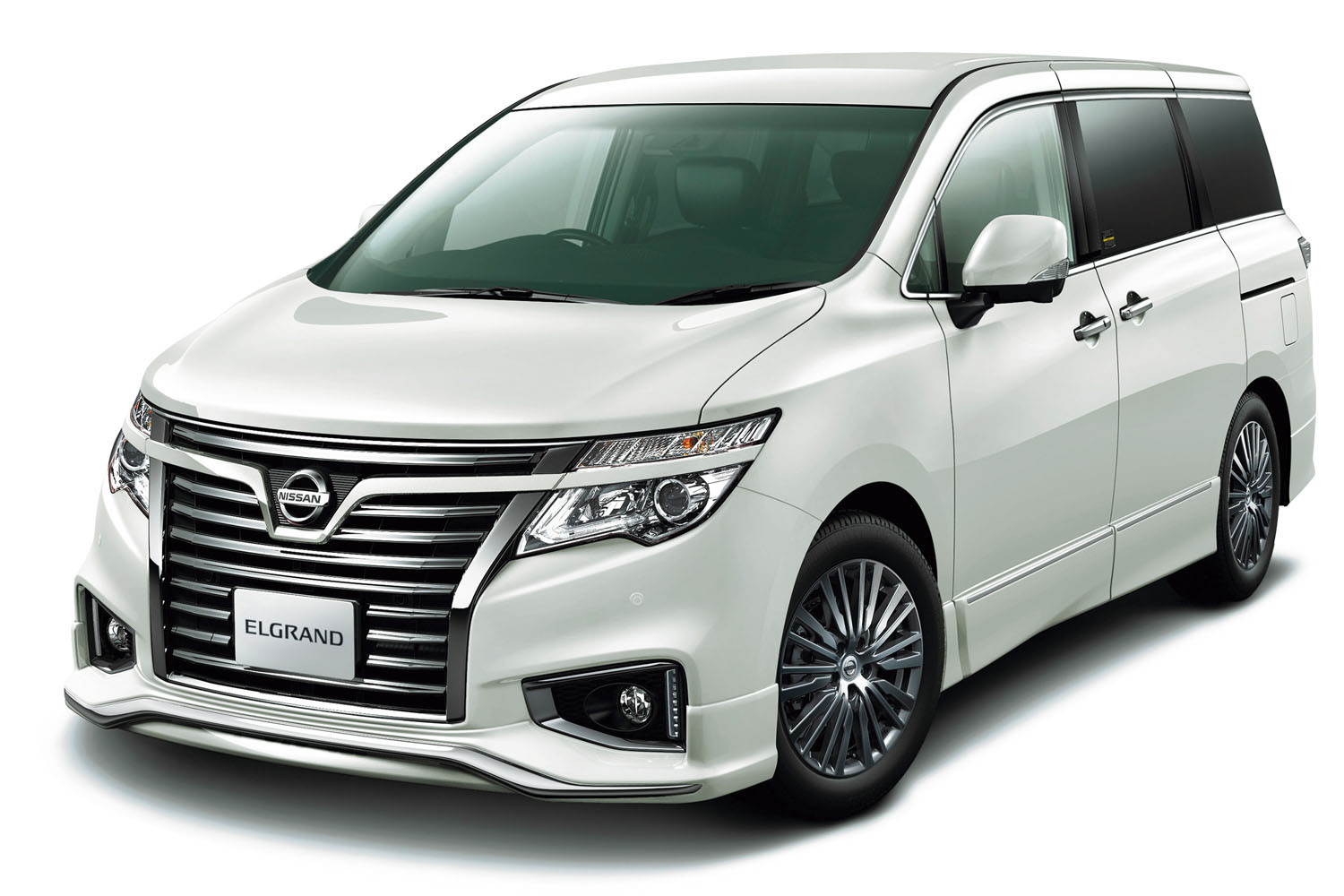 日産　/　エルグランド
