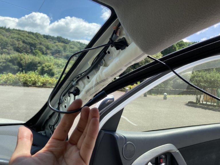 リアのドライブレコーダー取付け