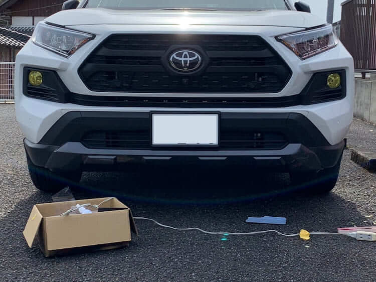 RAV4フォグランプカスタム事例_イエローフィルム