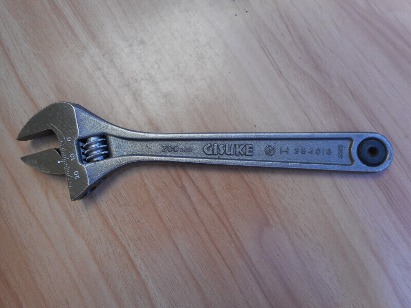 車のメンテンナンス・カスタムに使用する工具紹介