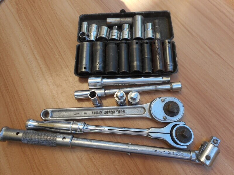 車のメンテンナンス・カスタムに使用する工具紹介