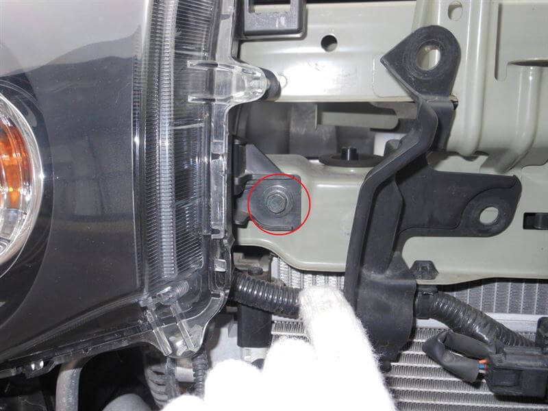 ヘッドライト外し1