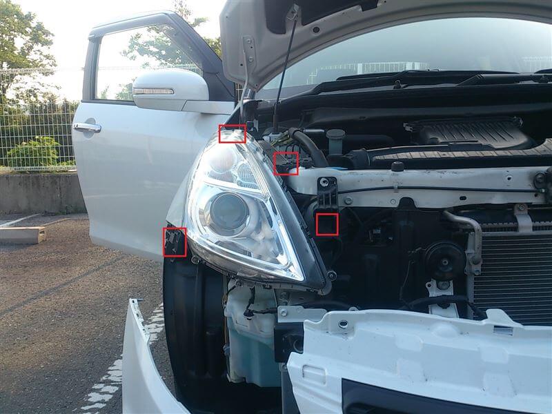 スイフトのヘッドライトの変化。交換方法とカスタム方法についても解説 日本ライティングBlog