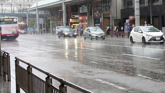 梅雨前のガラスコーティング